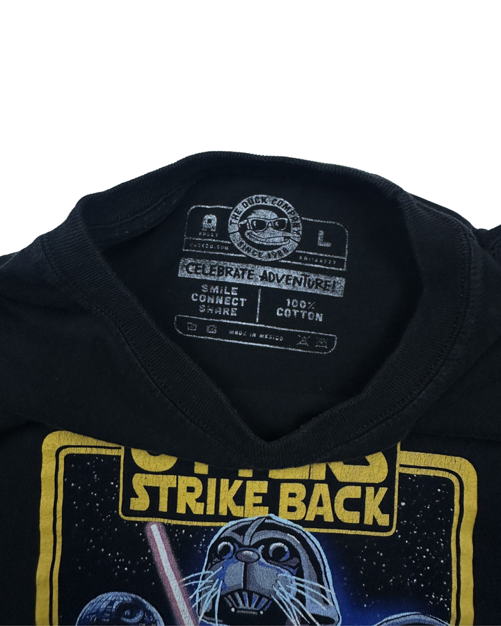 The Otters Strike Back Monterey California Graphic T-Shirt (Large)