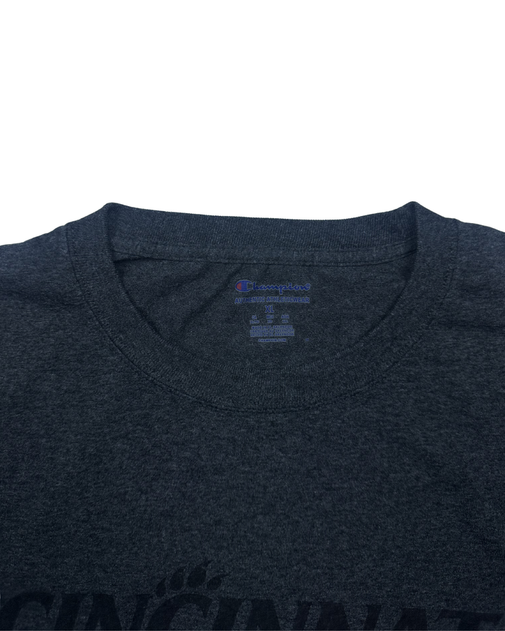 Champion Cincinnati Bearcats Graphic T-Shirt (XL)
