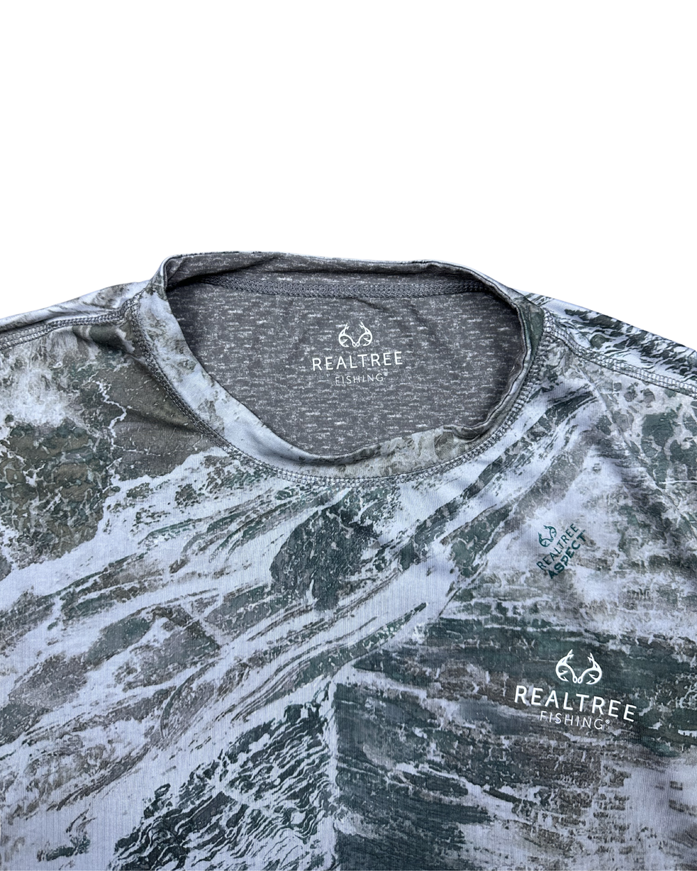 Realtree Fishing Performance Long Sleeve Shirt (Large)