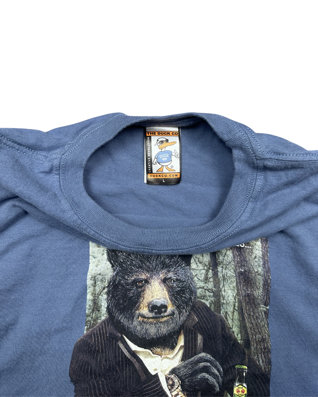 The Duck Co. White Mountains New Hampshire Bear Graphic T-Shirt (Large)