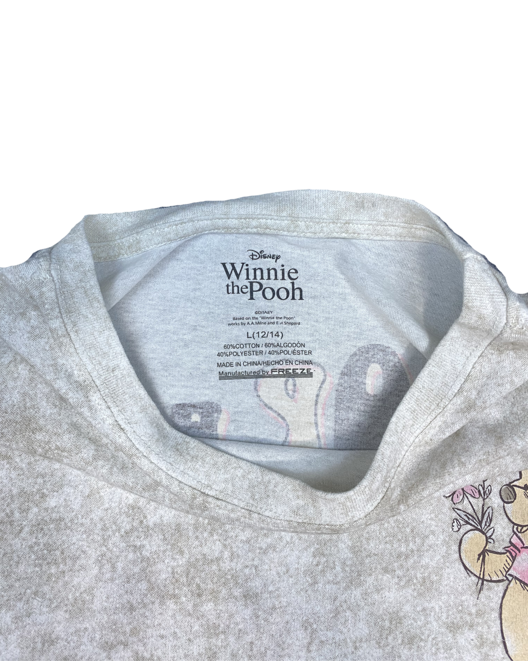 Disney Winnie the Pooh Stop and Smell the Flowers Graphic T-Shirt (Medium)