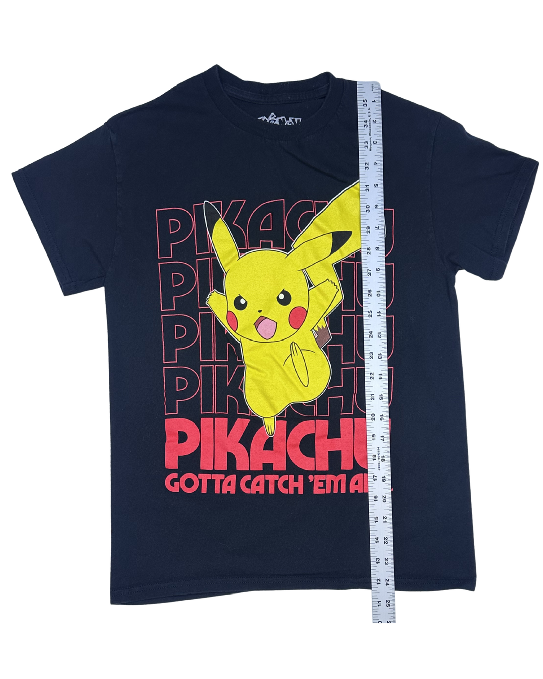 Pokemon Pikachu Gotta Catch 'Em All Graphic T-Shirt (Medium)