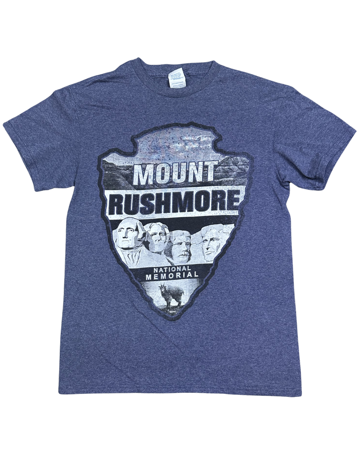 Mount Rushmore National Memorial Graphic T-Shirt (Small)