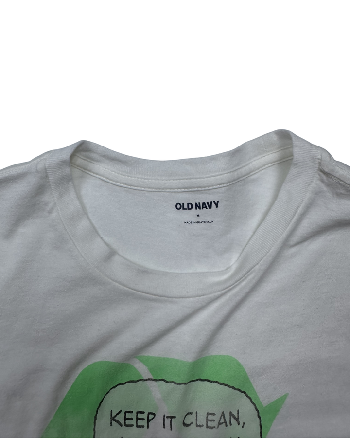 Snoopy Keep It Clean Keep It Green Old Navy Graphic T-Shirt (medium)