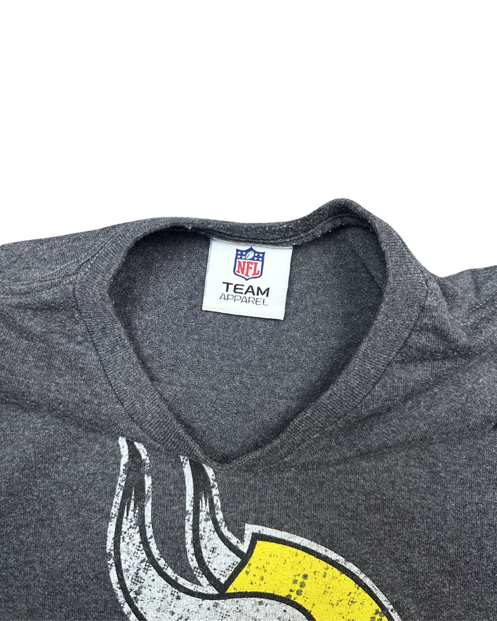 NFL Minnesota Vikings Logo Graphic T-Shirt (Medium)