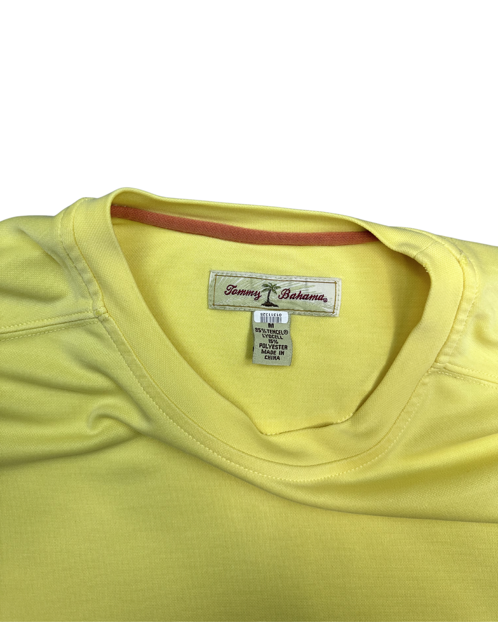 Tommy Bahama Solid T-Shirt (Medium)