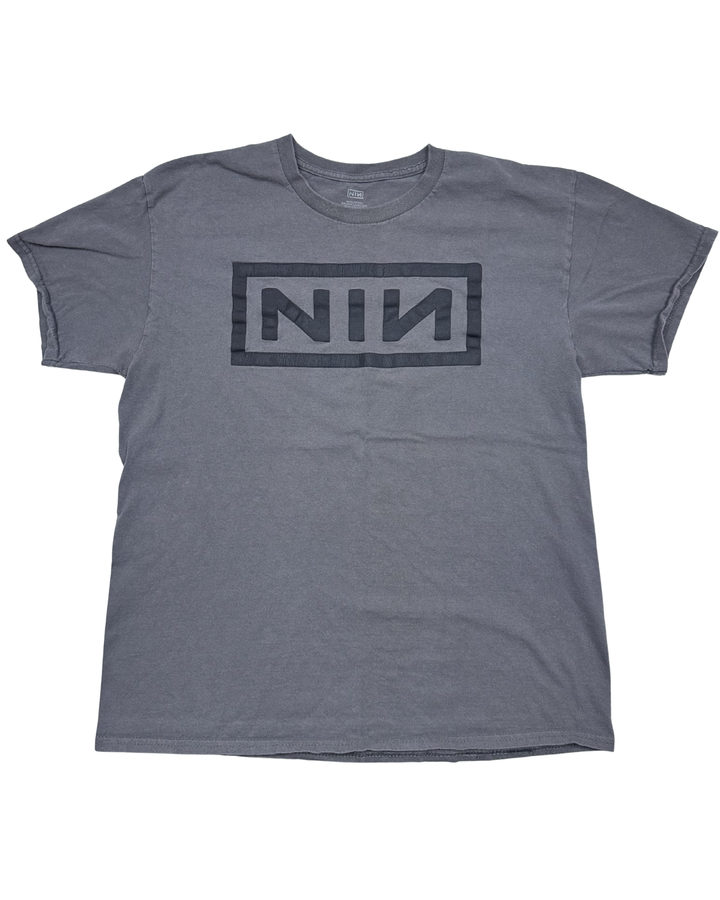 Nine Inch Nails 2022 Graphic T-Shirt (large)