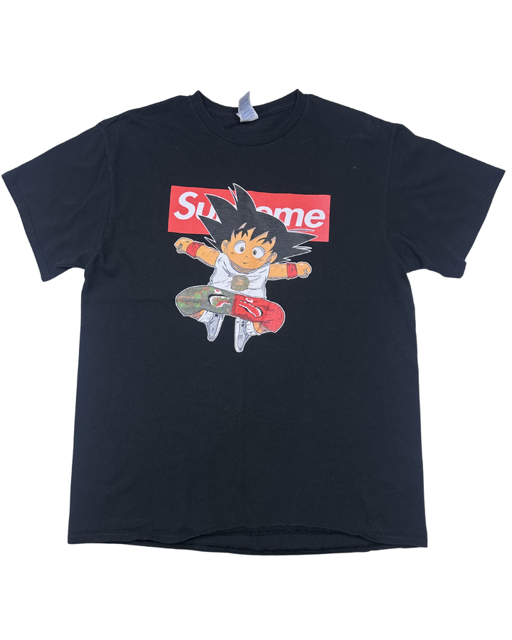 Supreme Dragon Ball Z Goku Skateboard Graphic T-Shirt (Large)